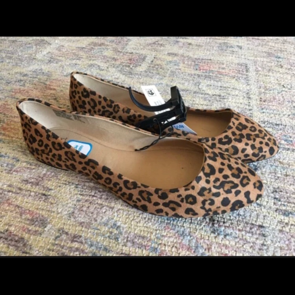 Women’s ballet flats